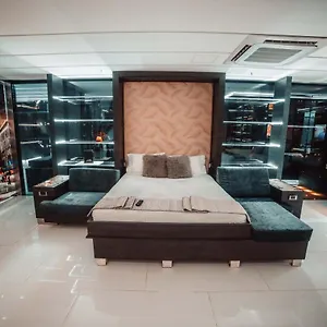 1million Luxury Medellin