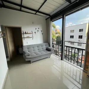 Aparta-hotel Laureles 305 Apartamento
