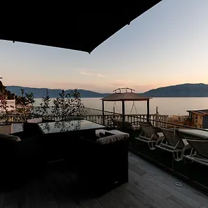 hakuna-matata-residence-apartments.albaniahotels.org/