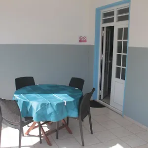 Lambano Appartement Grand-Bourg (Marie Galante)