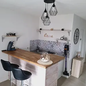 F2 Centre-ville Avec Jolie Vue Appartement Issoire